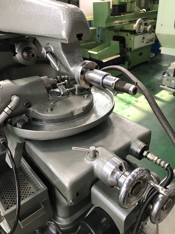Horizontal Precision Gear Hobbing Machine photo 4