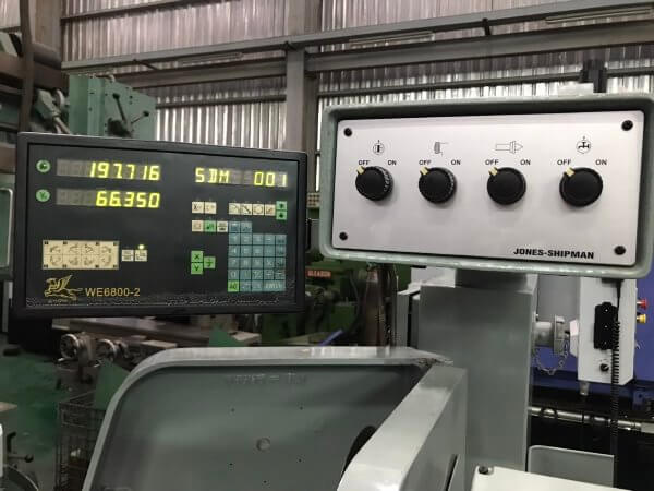 Universal Cylindrical Grinder photo 3