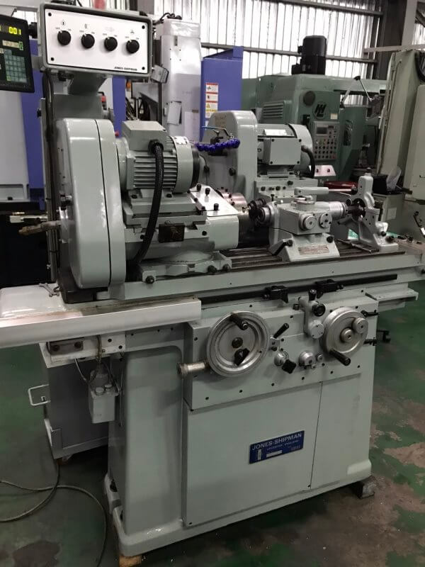 Universal Cylindrical Grinder photo 4