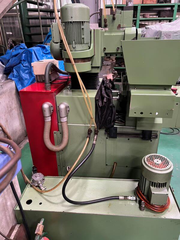 Vertical and Horizontal Surface Grinder Machine photo 5