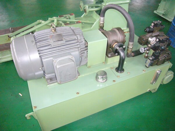 Horizontal Broaching Machine photo 3