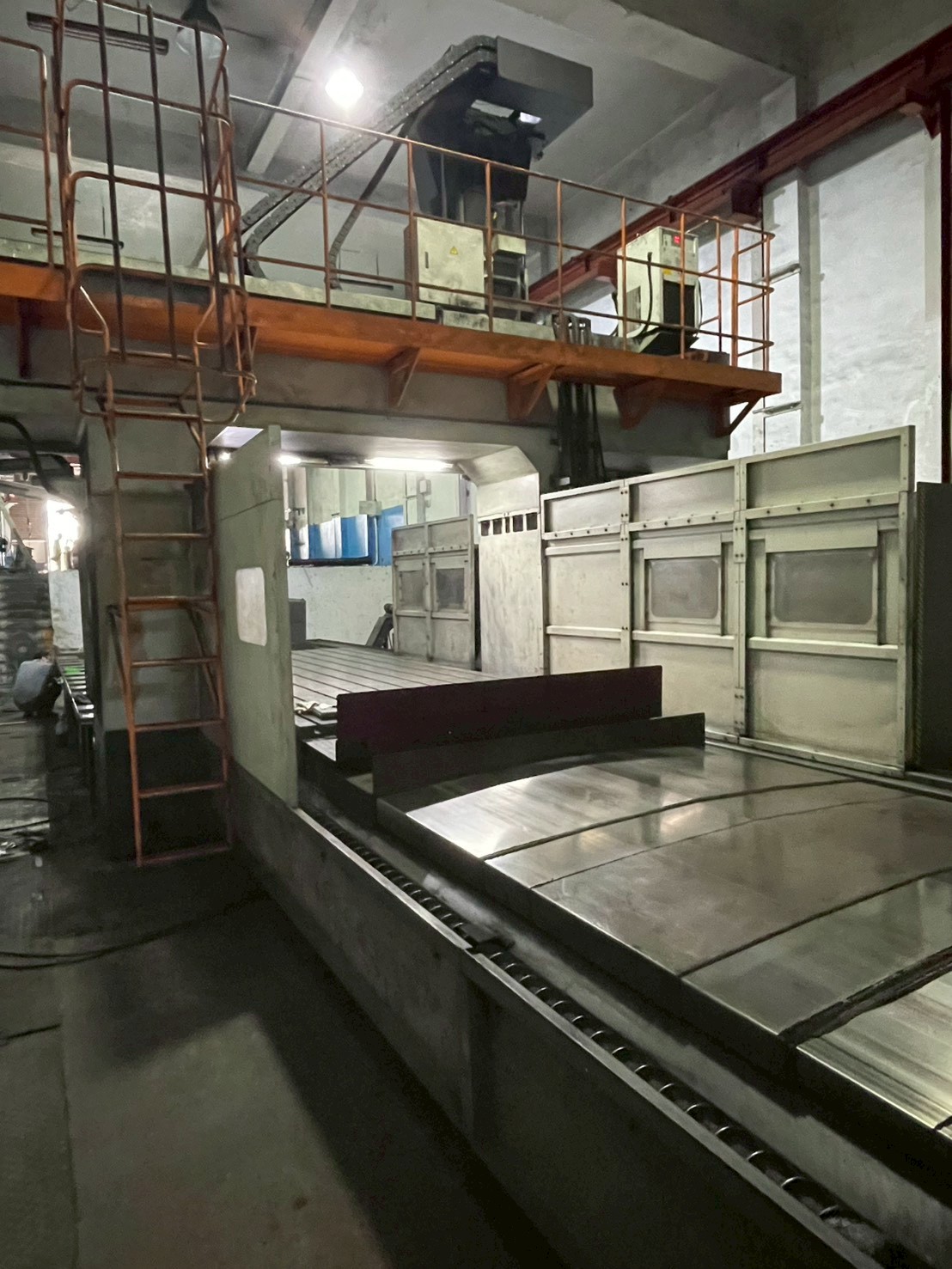 AWEA CNC 5 Face Double Column Machining Centre photo 6