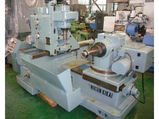 Bevel Gear Cutting Machine
