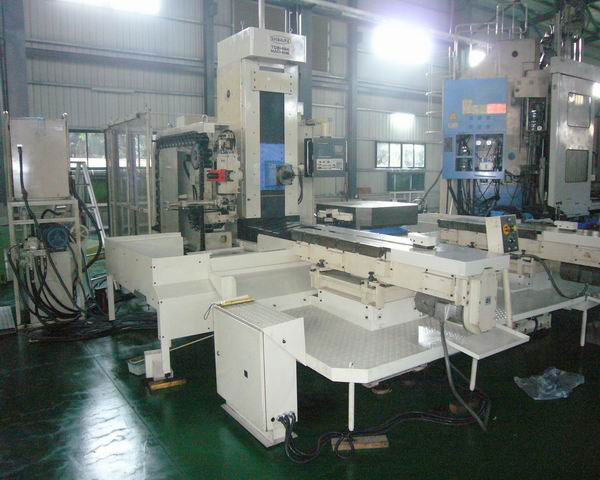 Horizontal Machine Centre photo 3