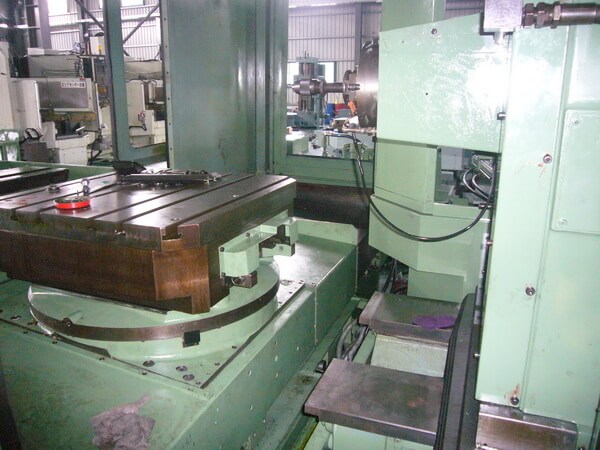 Horizontal Machine Centre photo 8
