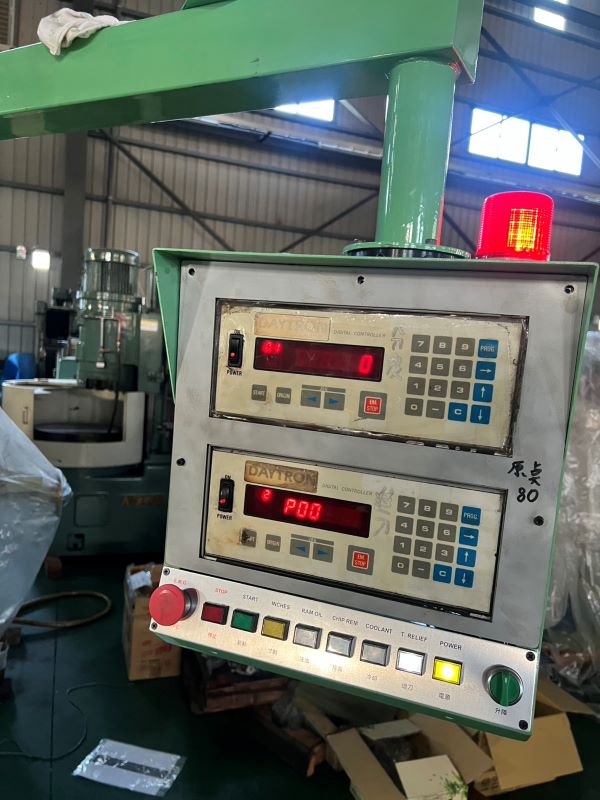 CNC Slotting Machine photo 4
