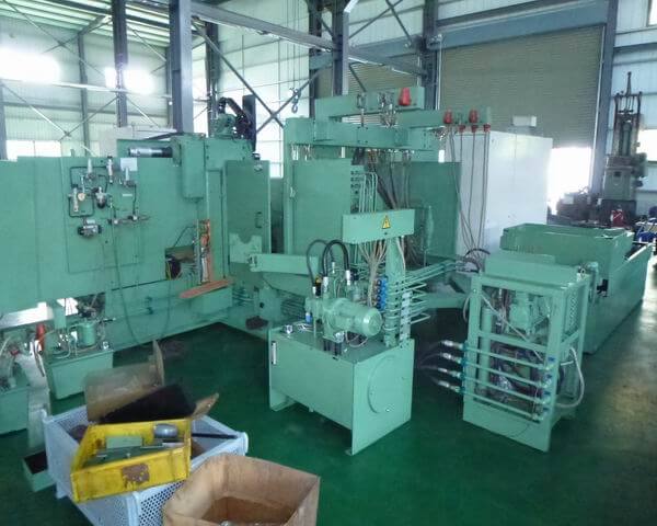 CNC Cylindrical Grinding Machine photo 4