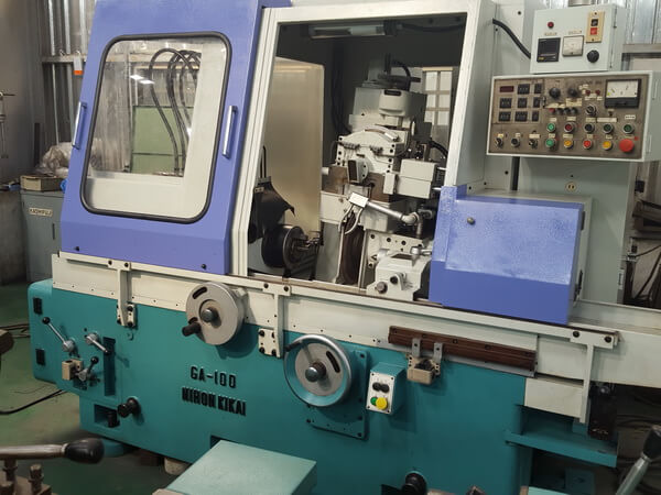 Worm & Thread Grinding Machine