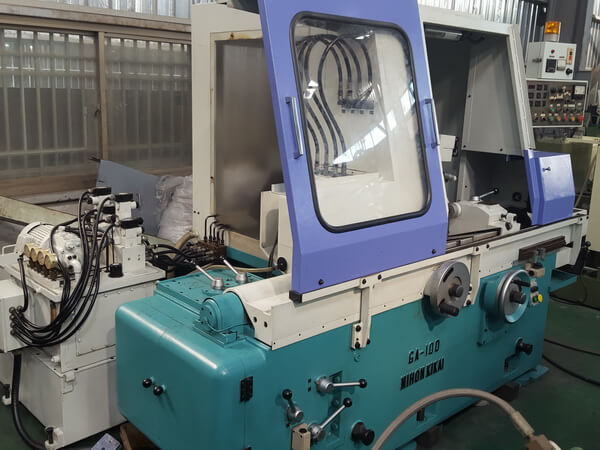 Worm & Thread Grinding Machine photo 2