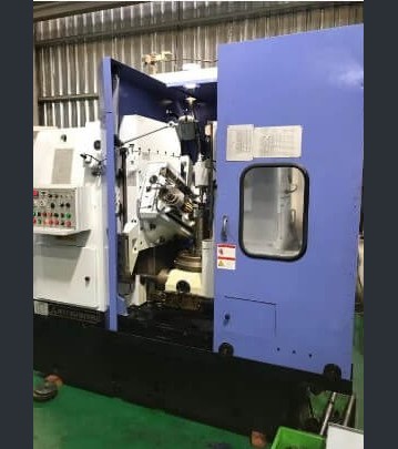 Mitsubishi GH-300 Gear Hobbing Machine