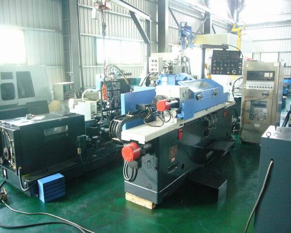 CNC Camshaft Grinder