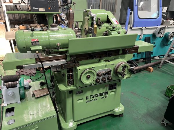Cylindrical Grinder photo 3