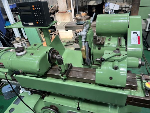 Cylindrical Grinder photo 4