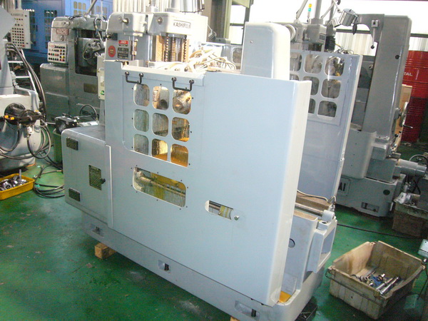 Kashifuji KR-600 Gear Hobbing Machine photo 2