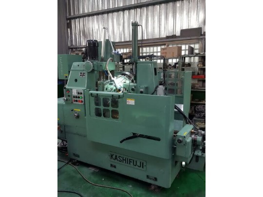 Kashifuji KR-601 Gear Hobbing Machine