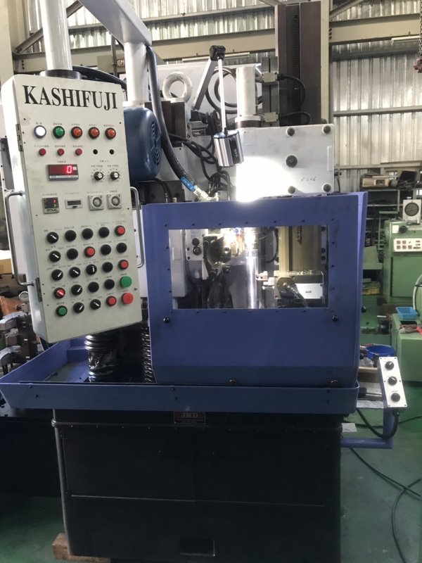 Kashifuji KS-150 Gear Hobber with Extended Tailstock photo 4