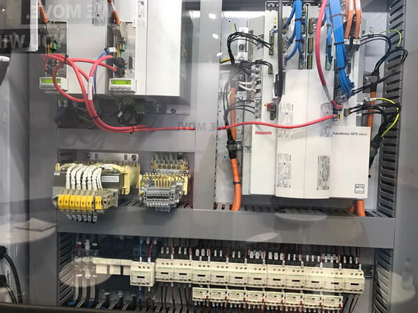 CNC Gear Hobbing Machine photo 5