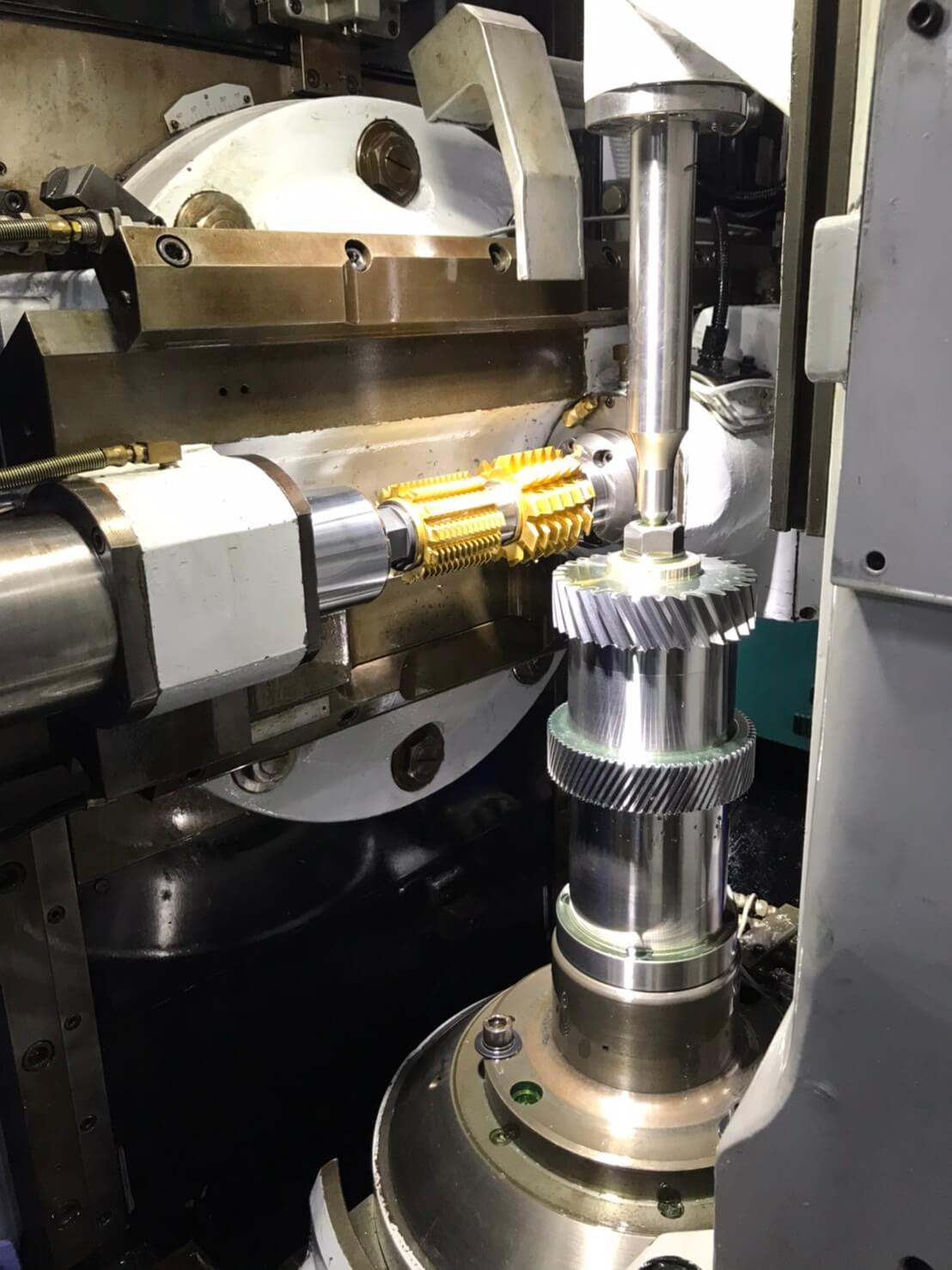 CNC Gear Hobbing Machine photo 7