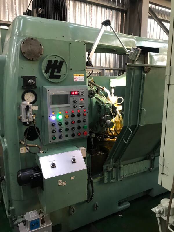 Liebherr L-901 Gear Hobbing Machine photo 2