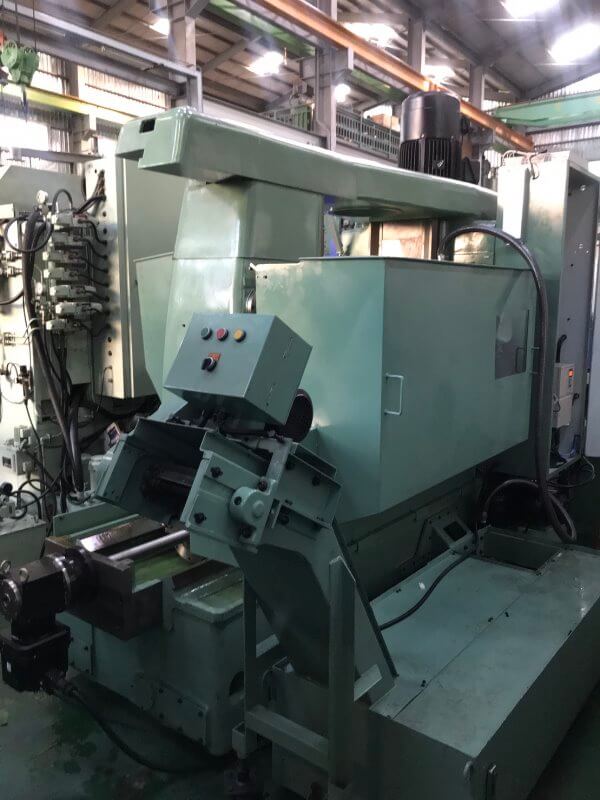 Liebherr L-901 Gear Hobbing Machine photo 6