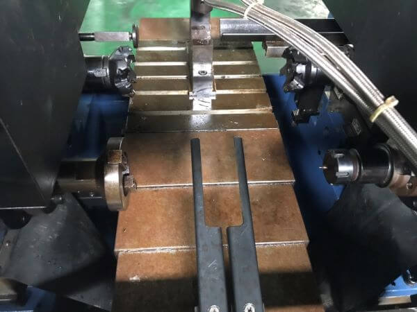 Bilateral 4-Spindle Auto Milling & Drilling Machine (Brand New) photo 4