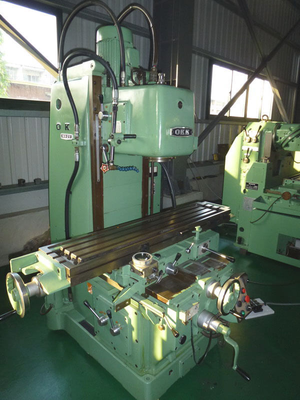 Bed Type Vertical Milling Machine photo 3