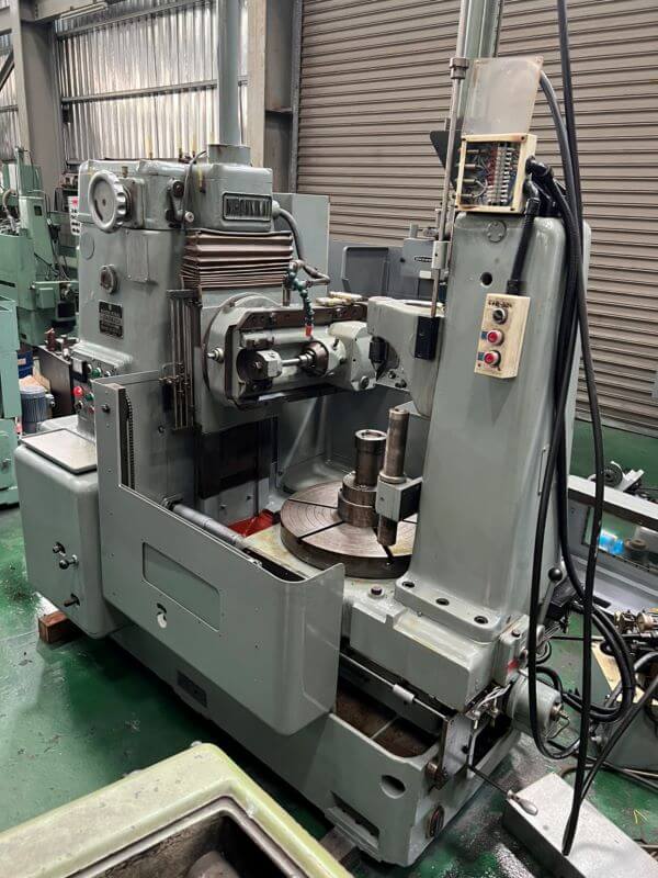 Nihonkikai NDP-2(660) (Auto 2 cycle) Gear Hobbing Machine photo 2