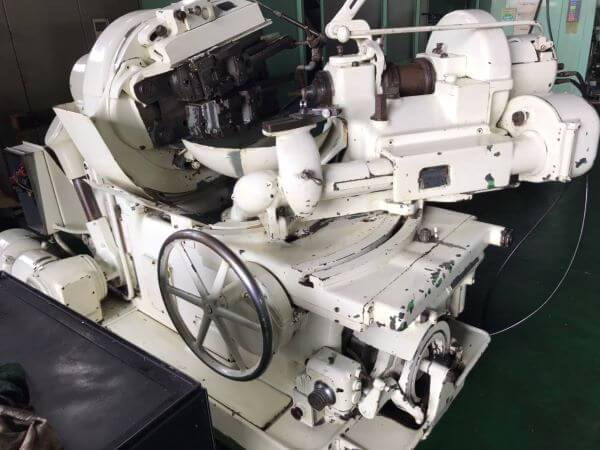 Bevel Gear Cutting Machine photo 5