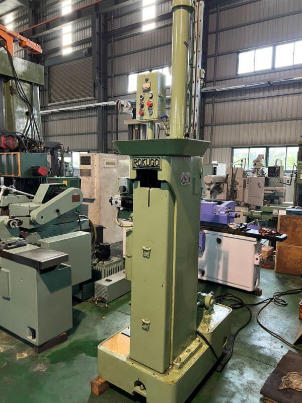 Hydraulic Vertical Broaching Machine photo 2