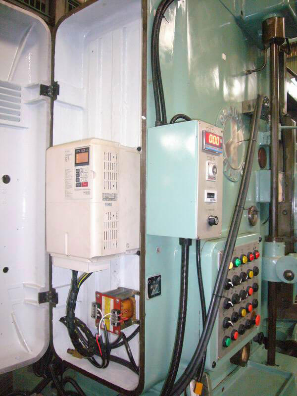 Pfauter RS-3V Gear Hobbing Machine photo 8