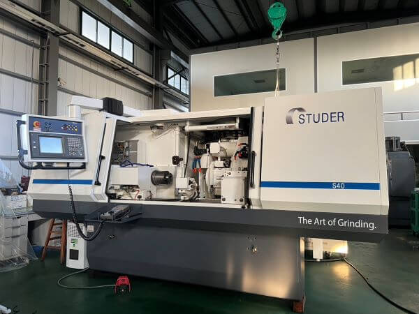 CNC Universal Cylindrical Grinding Machine (for External and Internal Grinding)