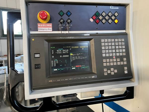CNC Universal Cylindrical Grinding Machine (for External and Internal Grinding) photo 3