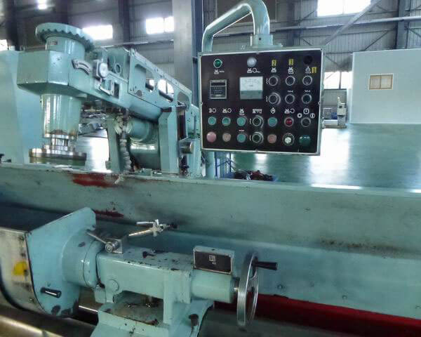Roller Grinding and Mirror Finishing Machine photo 4