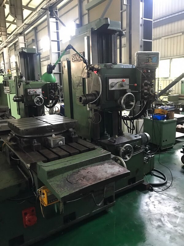 Plain Table Type Horizontal Boring and Milling Machine photo 2