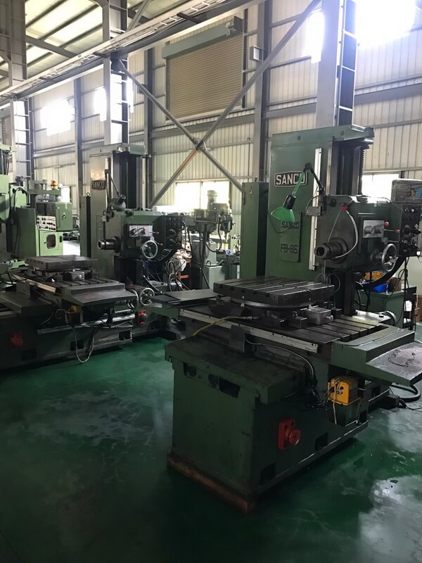 Plain Table Type Horizontal Boring and Milling Machine photo 3