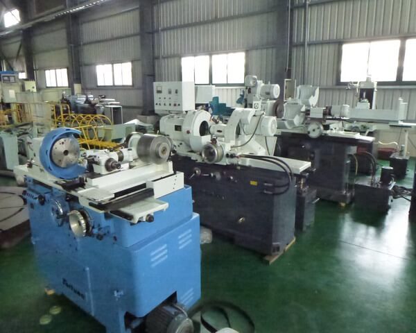 Internal Grinding Machine photo 3