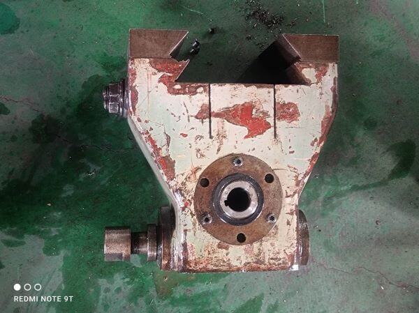 Universal Milling Machine photo 3