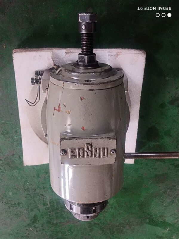 Universal Milling Machine photo 4