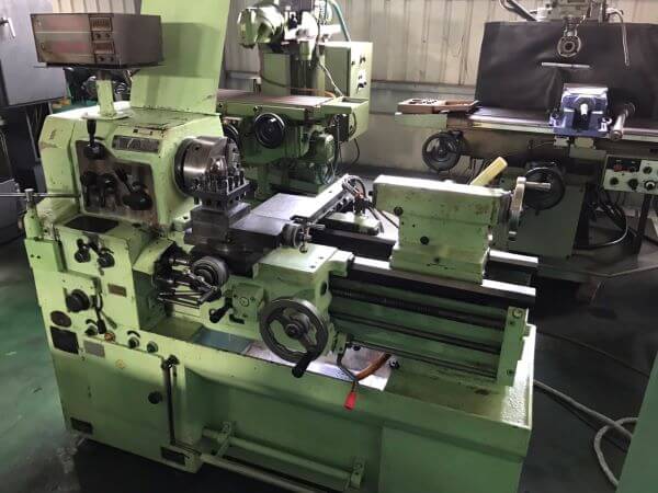 YAM (M.I.T) YAM-550 Conventional Lathe photo 2