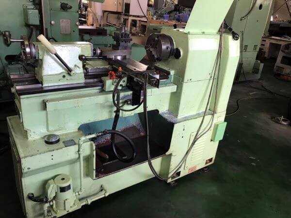 YAM (M.I.T) YAM-550 Conventional Lathe photo 3